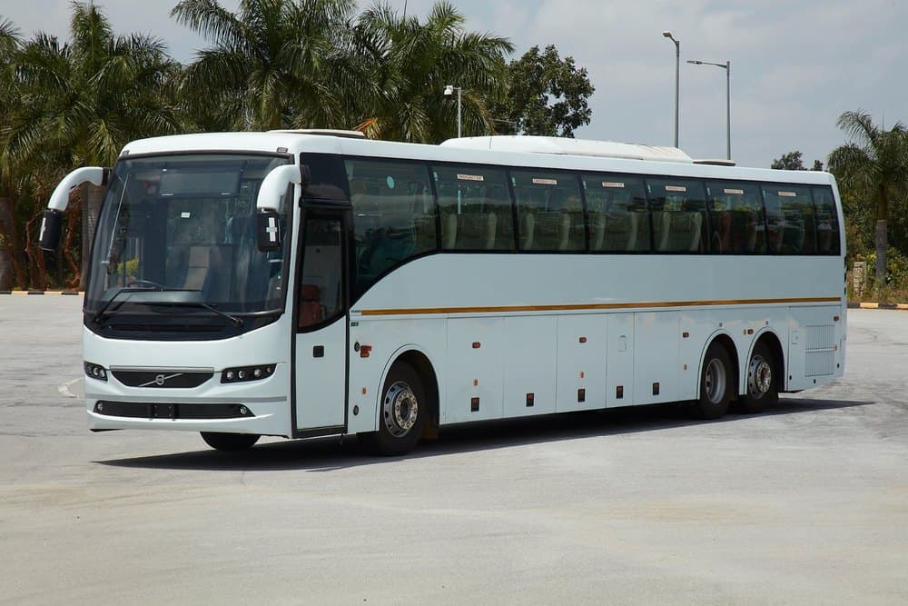 Grand Luxury Coach - Rental Vehicle in Karaikal